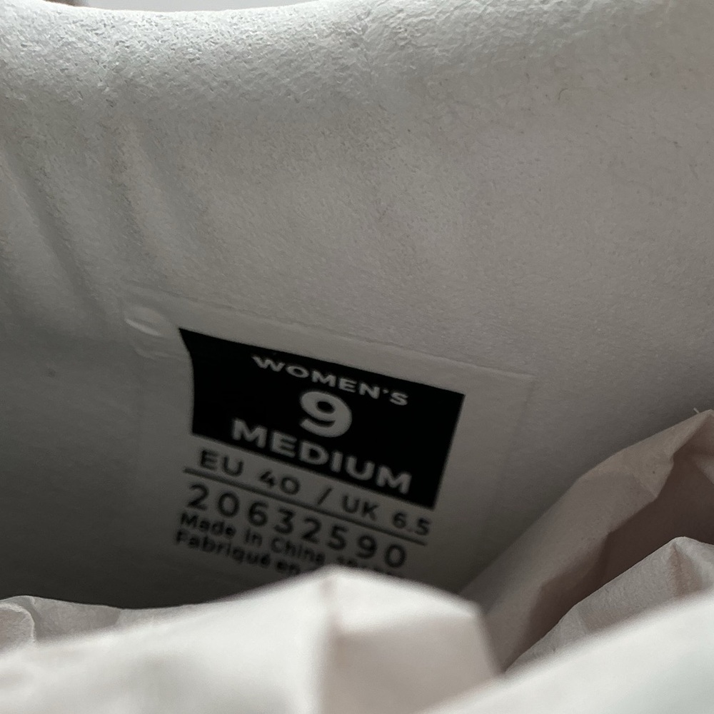 KURU ROAM White and Pink‎ Athletic Shoes size 9M - Picture 7 of 12